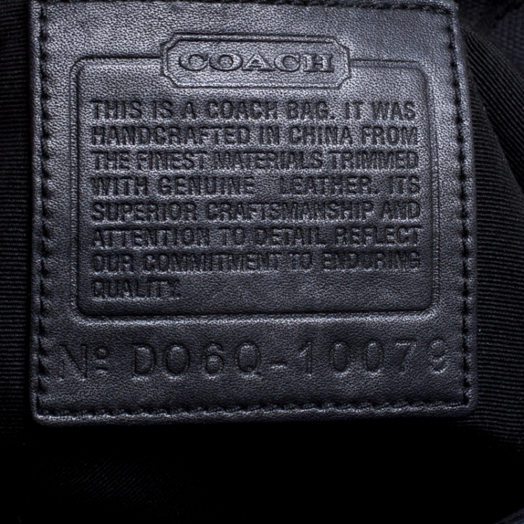 Pre Owned Coach Black Signature Canvas Tote