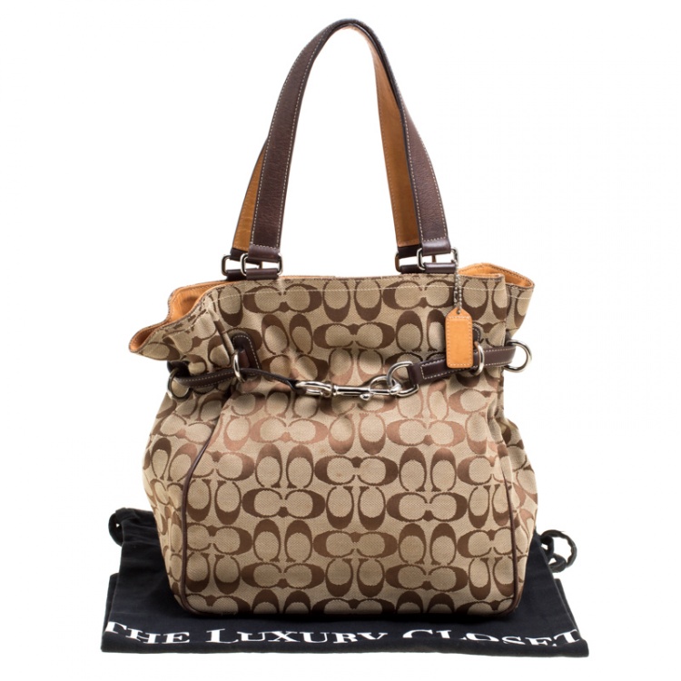 Pre Owned Coach Beige/Brown Signature Canvas and Leather Shoulder Bag