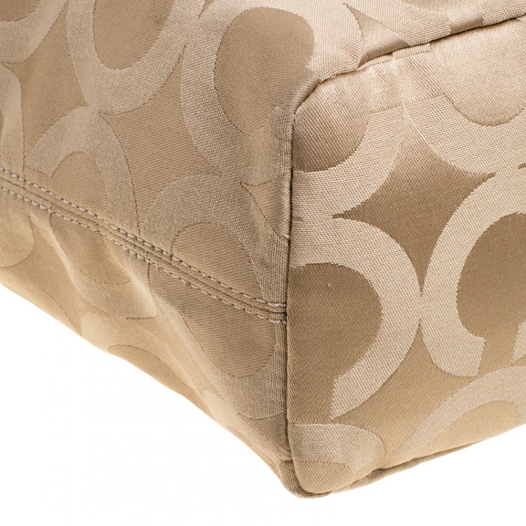 Pre Owned Coach Beige Canvas Chain Tote