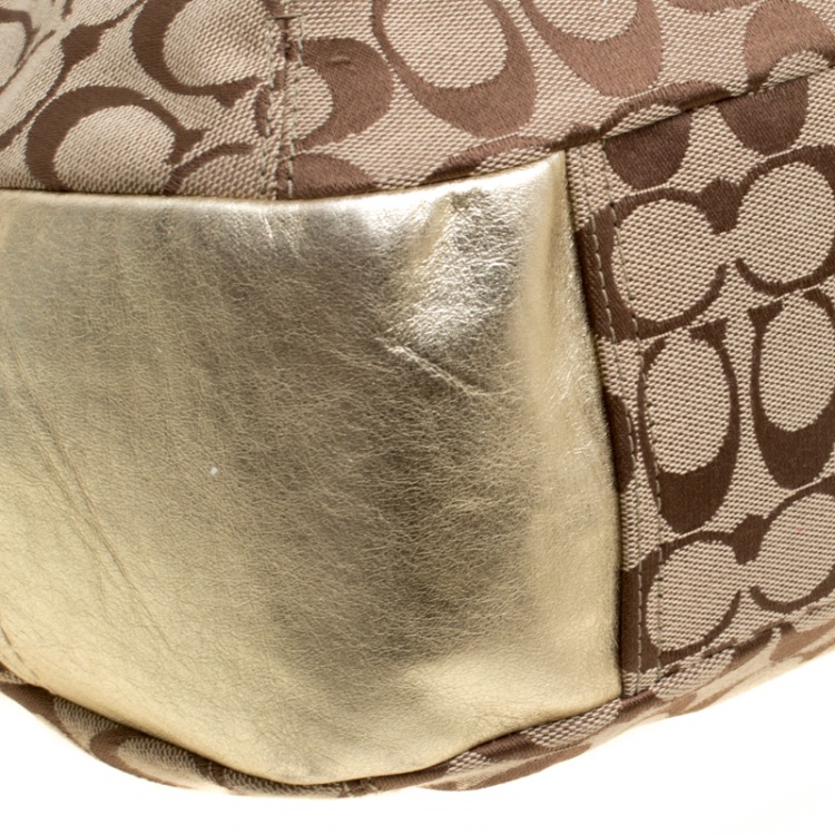 مملوكة مسبقًا Coach Beige/Gold Canvas and Leather Kisslock Frame Tote