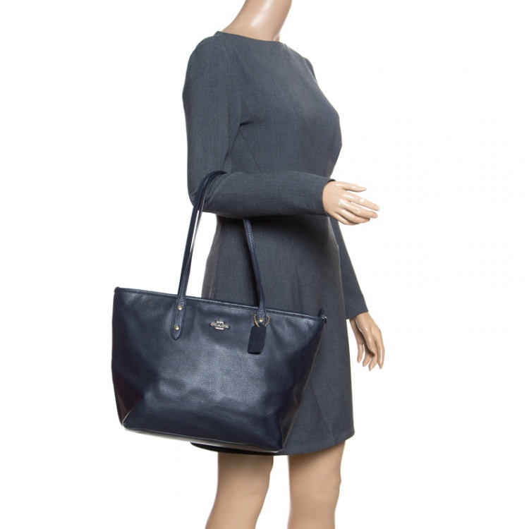 Pre Owned Coach Navy Blue Leather Shopper Tote