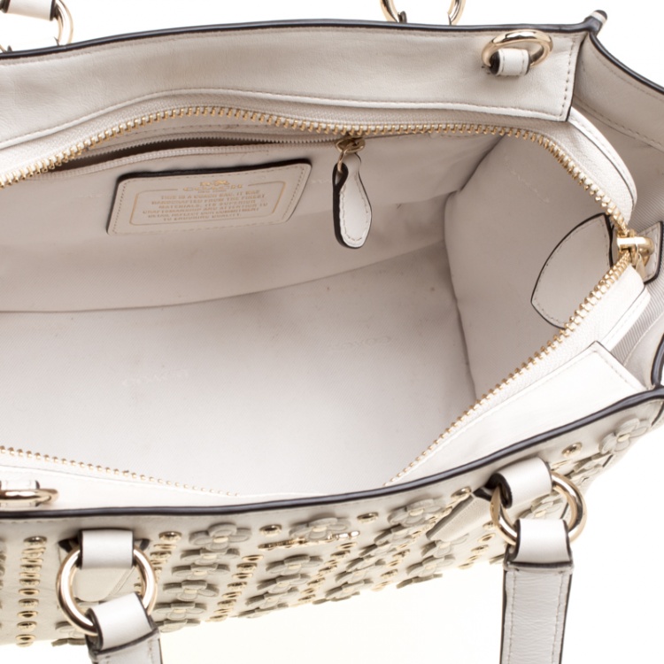 Pre Owned Coach Off White Leather Eyelet Floral Details Top Handle Bag