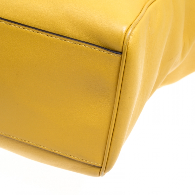 Pre Owned Coach Yellow Leather Tanner Shopper Tote