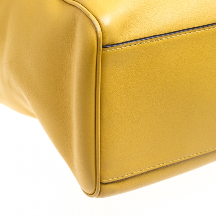 Pre Owned Coach Yellow Leather Tanner Shopper Tote