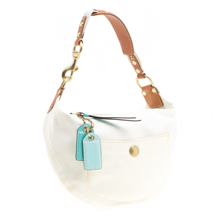 Pre Owned Coach White Nylon Shoulder Bag