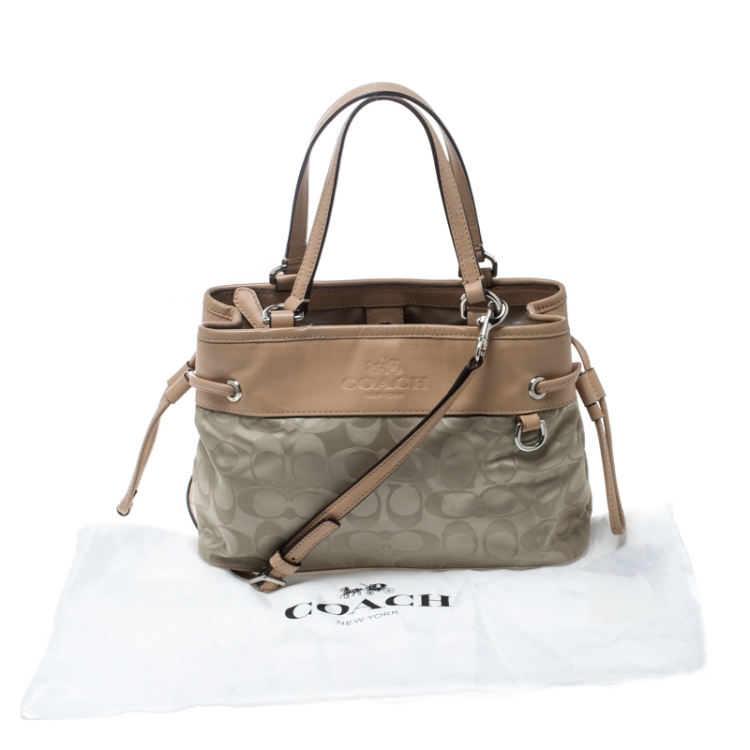 Pre Owned Coach Beige/Peach Nylon and Leather Carryall Top Handle Bag