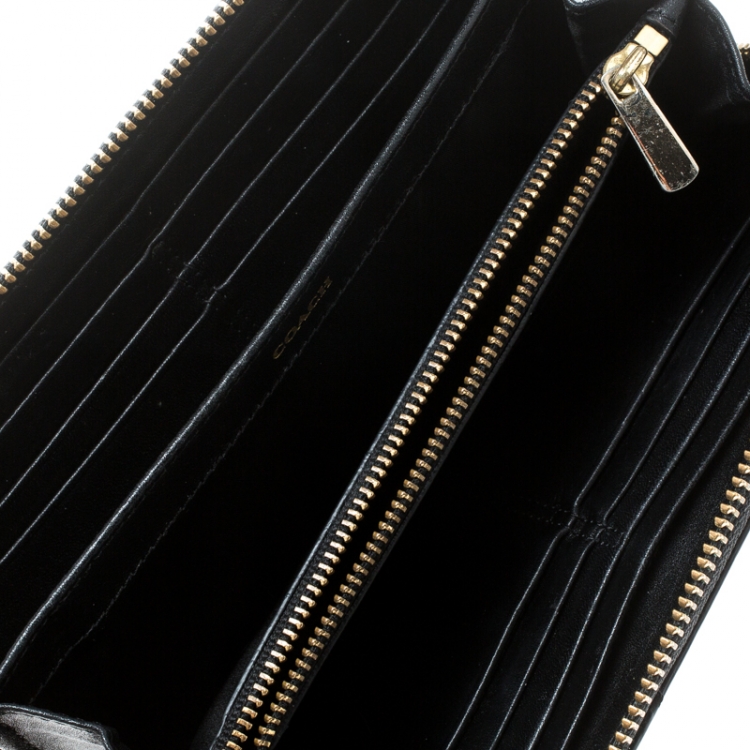 Pre Owned Coach Black Leather Zip Around Wallet 
