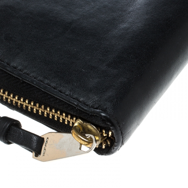 Pre Owned Coach Black Leather Zip Around Wallet 