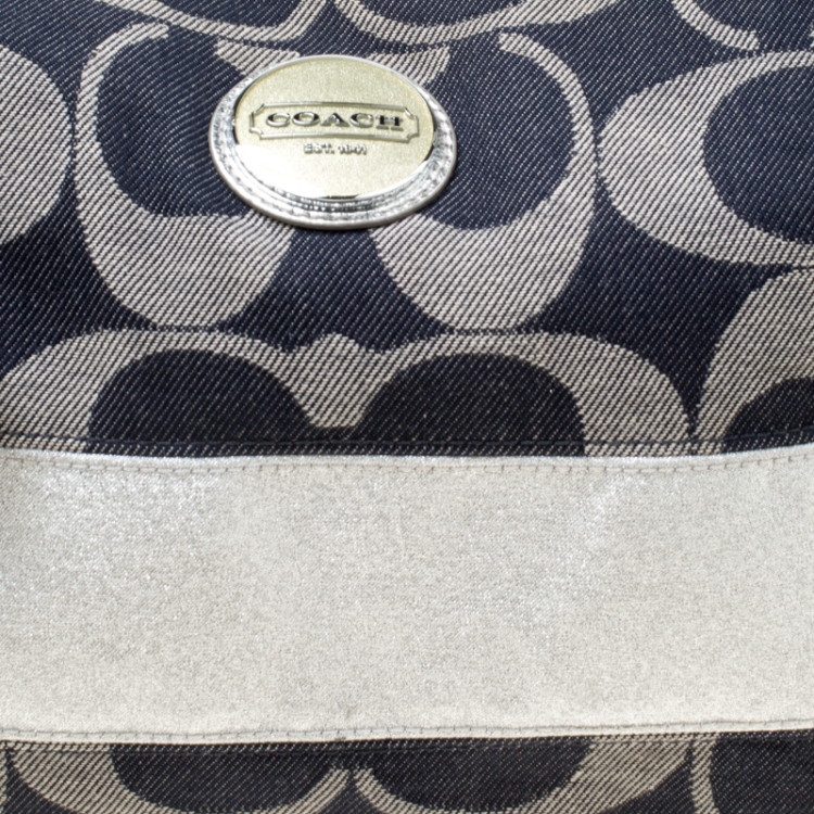 Pre Owned Coach Blue/Silver Signature Denim Shoulder Bag