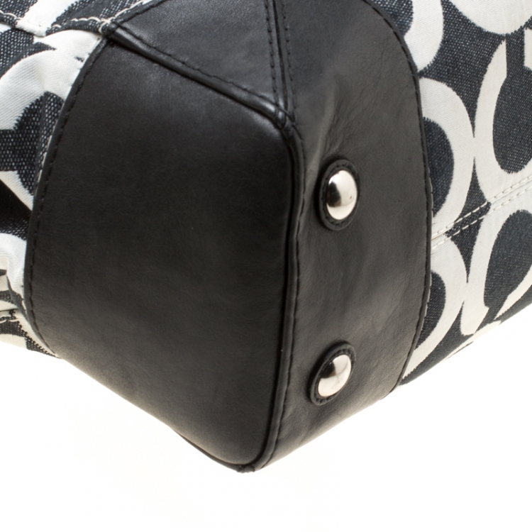 Pre Owned Coach Black/Grey Signature Canvas Peyton Satchel
