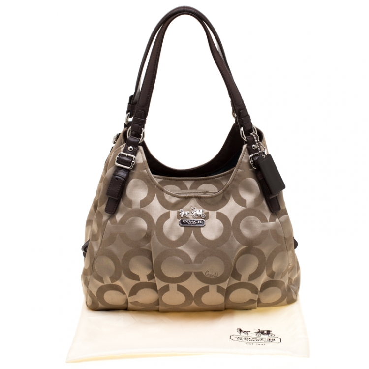 Pre Owned Coach Beige Signature Canvas Shoulder Bag