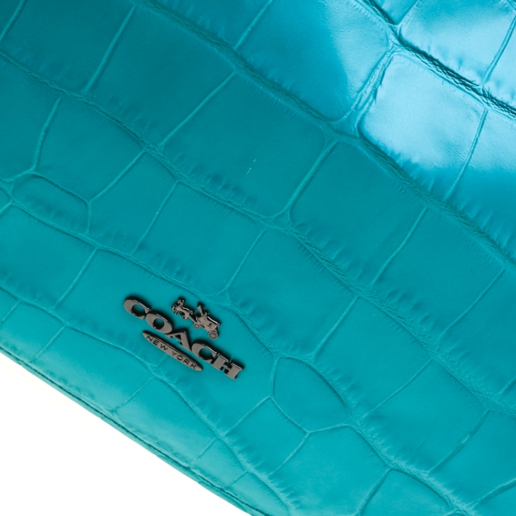 Pre Owned Coach Turquoise Croc Embossed Leather Chelsea Crossbody Bag