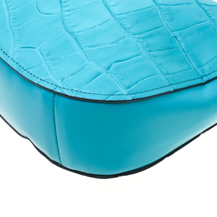 Pre Owned Coach Turquoise Croc Embossed Leather Chelsea Crossbody Bag