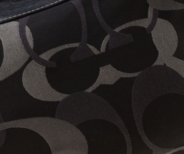 Pre Owned Coach Black/Grey Signature Canvas and Leather Zoe Hobo