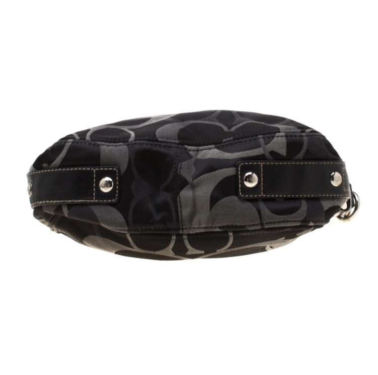Pre Owned Coach Black/Grey Signature Canvas and Leather Zoe Hobo