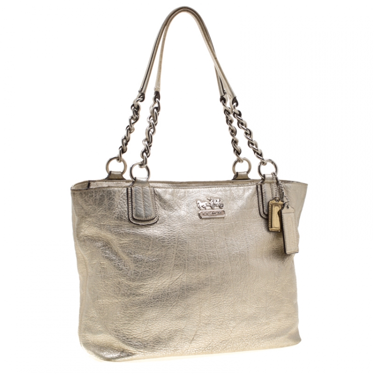 Pre Owned Coach Metallic Platinum Leather East West Chelsea Tote