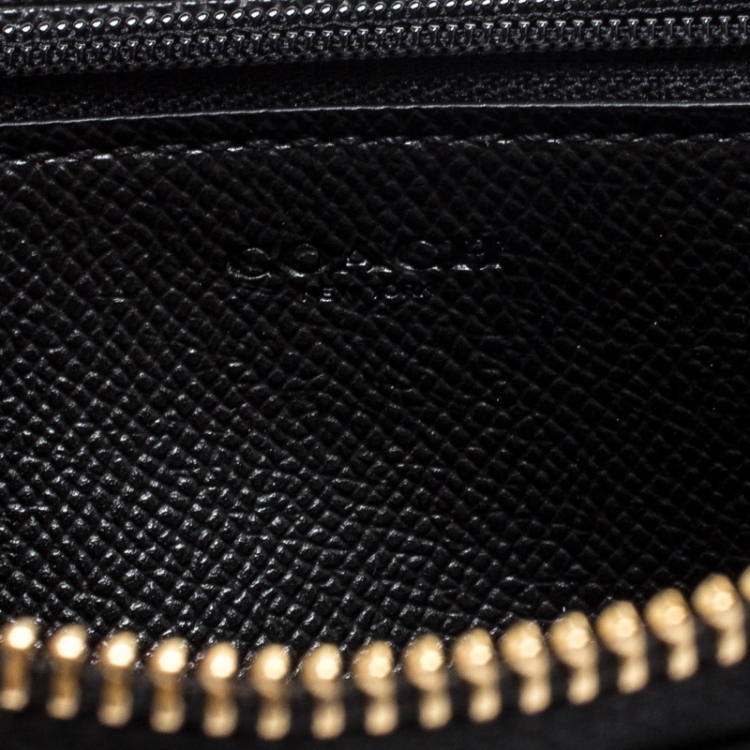 Pre Owned Coach Black Signature Patent Leather Accordion Zip Around Wallet