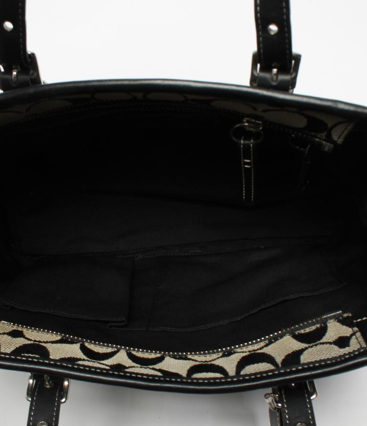 Pre Owned Coach Gray Signature Canvas and Leather HandBag 
