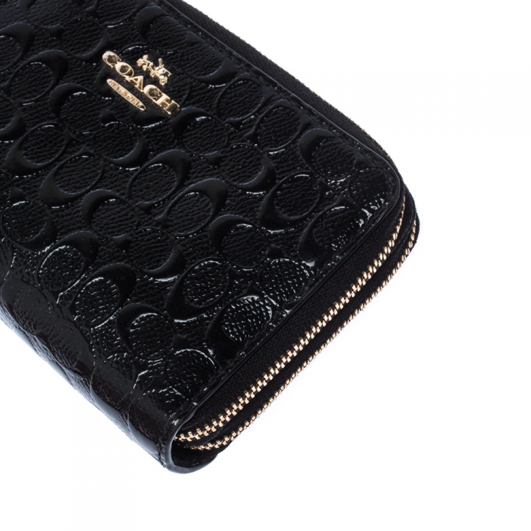 Pre Owned Coach Black Signature Patent Leather Accordion Zip Around Wallet