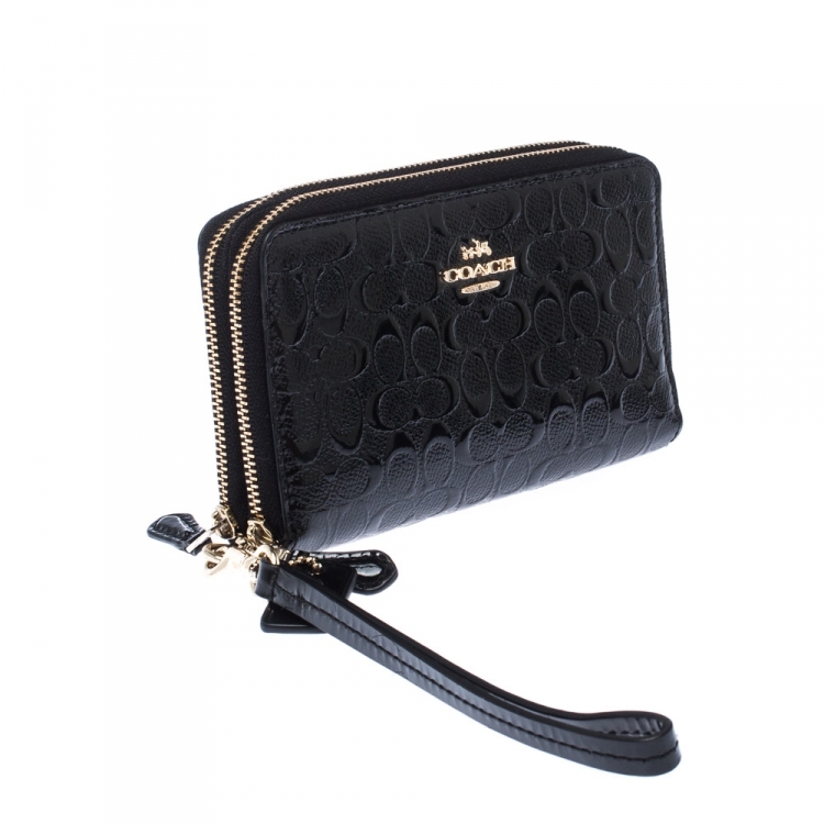 Pre Owned Coach Black Signature Patent Leather Accordion Zip Around Wallet