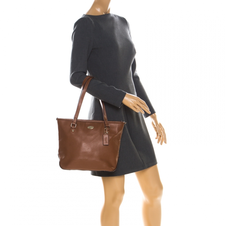 Pre Owned Coach Tan Leather City Zip Shopper Tote