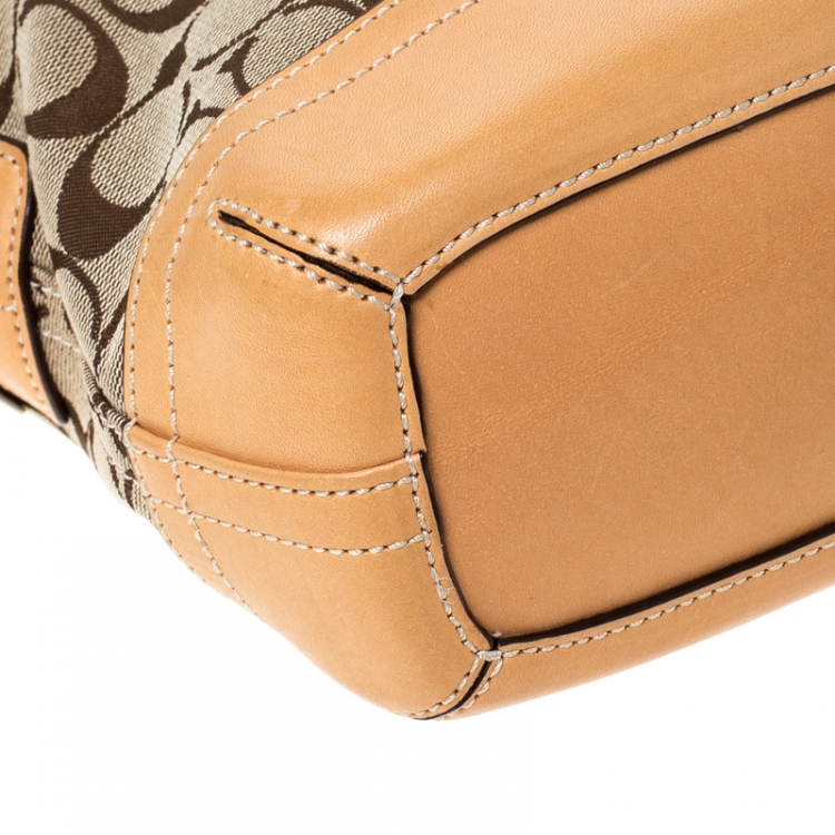 Pre Owned Coach Tan/Beige Signature Coated Canvas and Leather Tassel Shoulder Bag