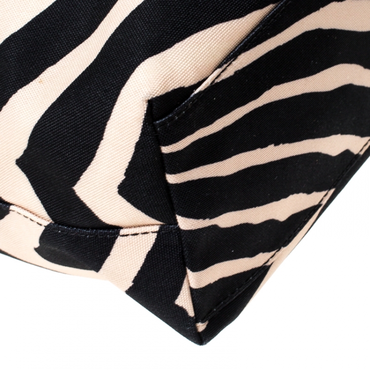 Pre Owned Coach Black/Cream Zebra Print Canvas and Patent Leather Tote