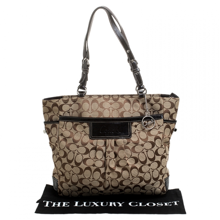 Pre Owned Coach Beige Canvas and Leather Shopper Tote
