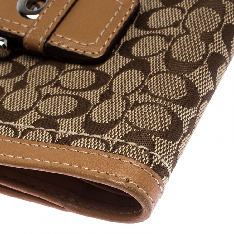 Pre Owned  Coach Beige/Tan Signature Canvas and Leather Compact Wallet