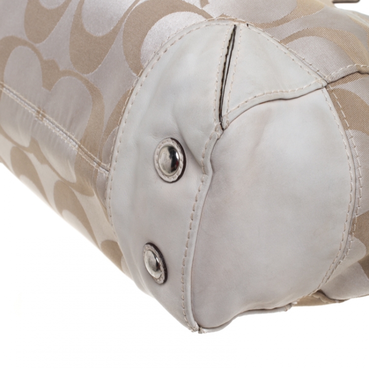 Pre Owned Coach Beige Op Art Fabric Satchel 