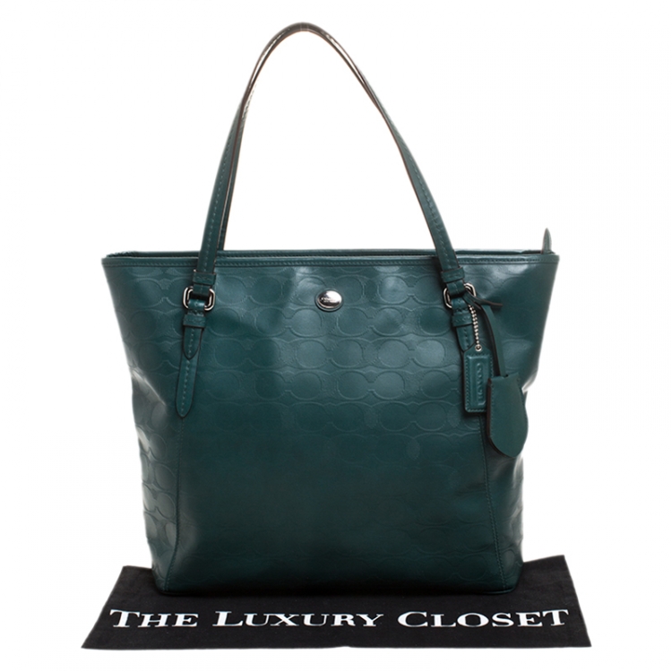 Pre Owned  Coach Green Signature Leather Peyton Zip-Top Tote 