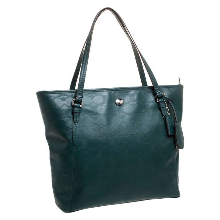 Pre Owned  Coach Green Signature Leather Peyton Zip-Top Tote 