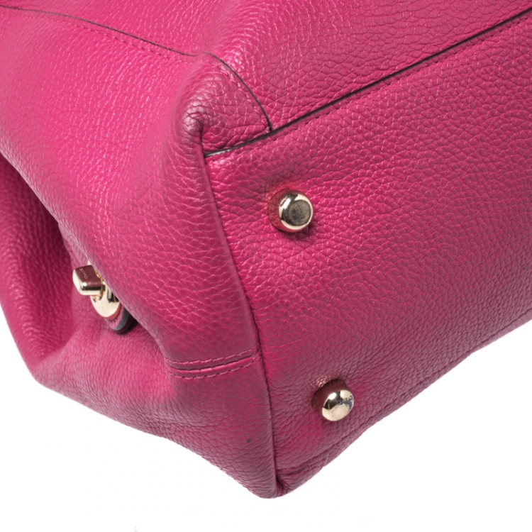 Pre Owned Coach Fuchsia Leather Edie Shoulder Bag