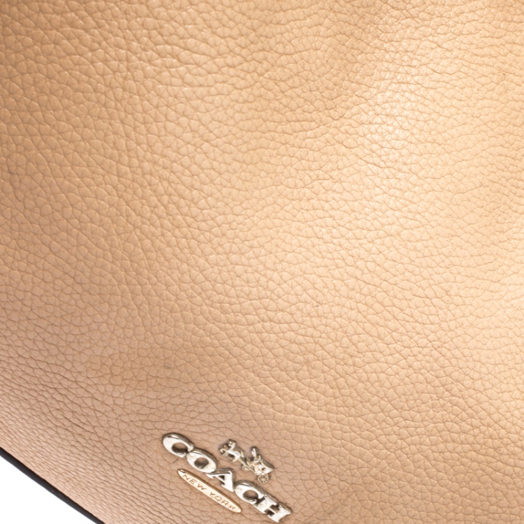 Pre Owned Coach Beige Leather Edie Shoulder Bag