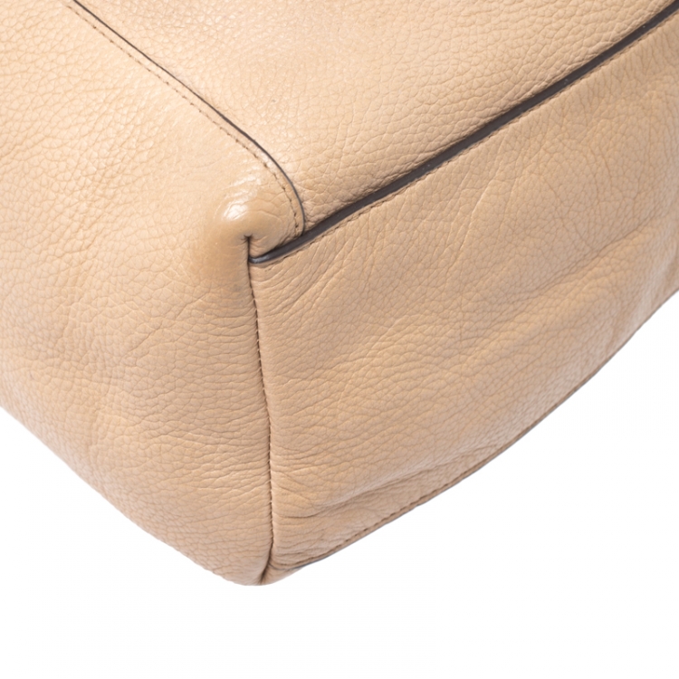 Pre Owned Coach Beige Leather Edie Shoulder Bag