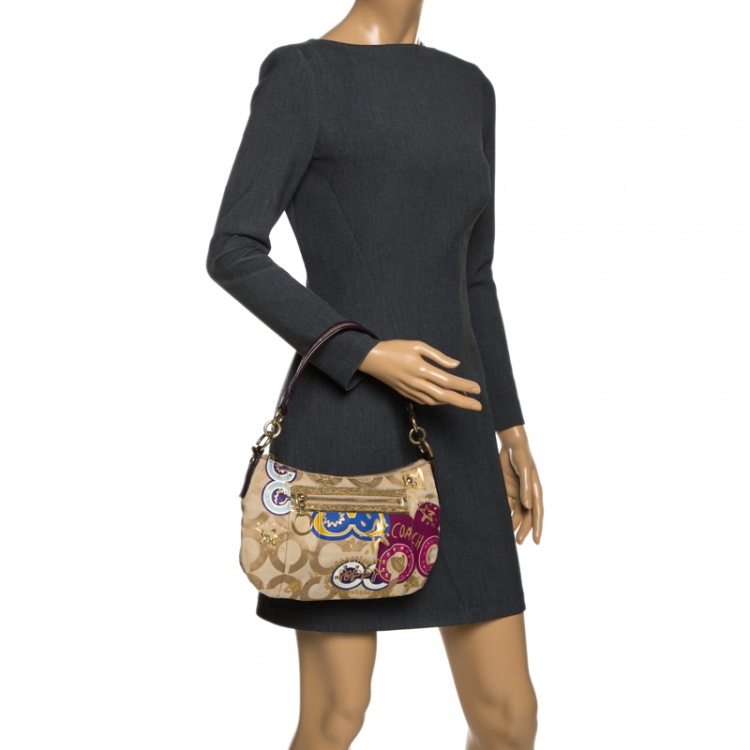 Pre Owned Coach Beige Canvas and Patent Leather Poppy Shoulder Bag