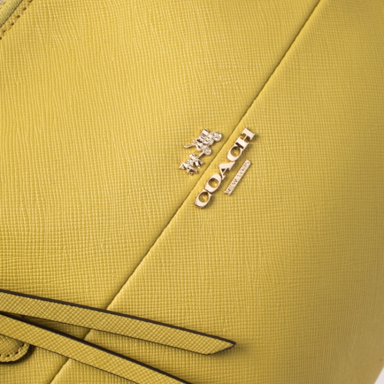 Pre Owned Coach Yellow Leather Crosby Carryall  Tote