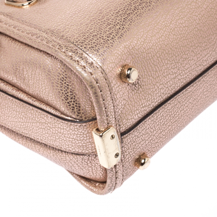 Pre Owned Coach Metallic Rose Gold Leather Swagger 20 Crossbody Bag