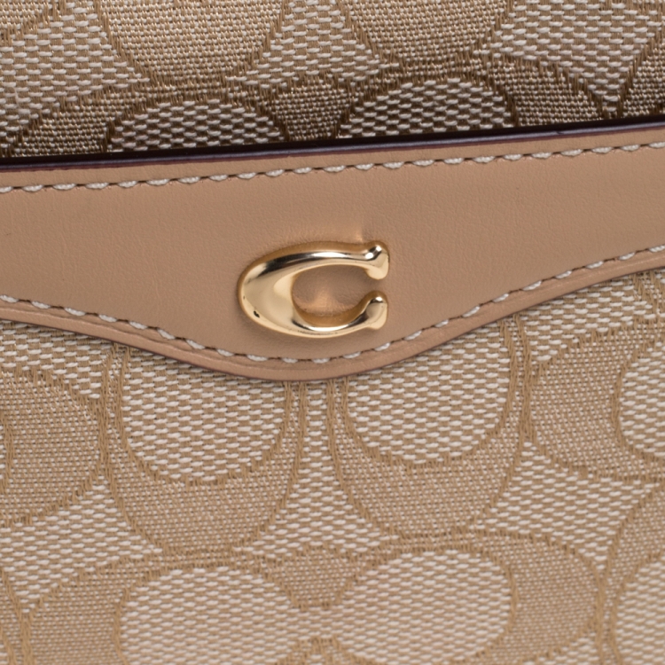 Pre Owned Coach Beige Signature Canvas and Leather Ivie Convertible Belt Bag
