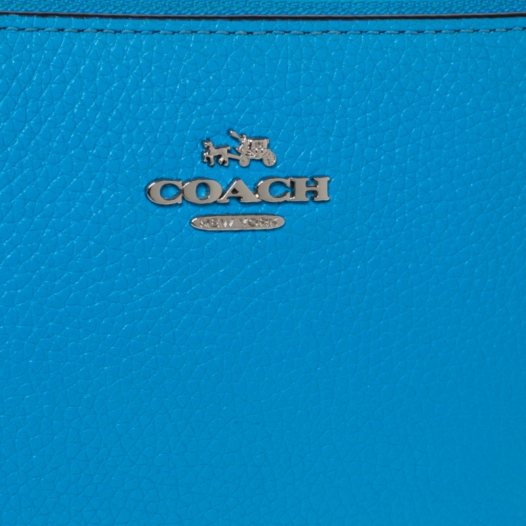 Pre Owned Coach Sky Blue Leather Mini Pochette