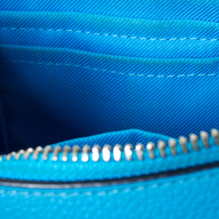 Pre Owned Coach Sky Blue Leather Mini Pochette