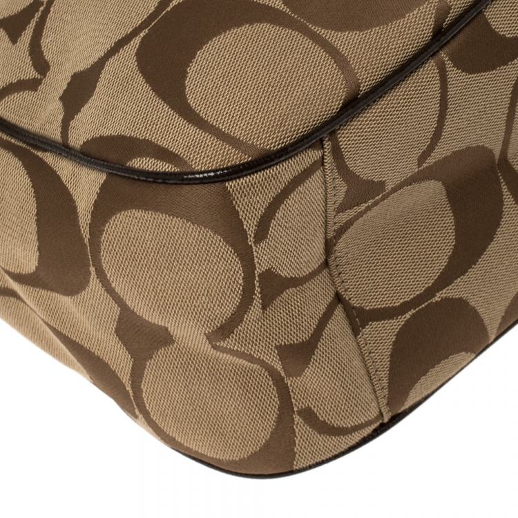 Pre Owned Coach Beige/Brown Signature Canvas and Patent Leather Stripe Convertible Hobo 