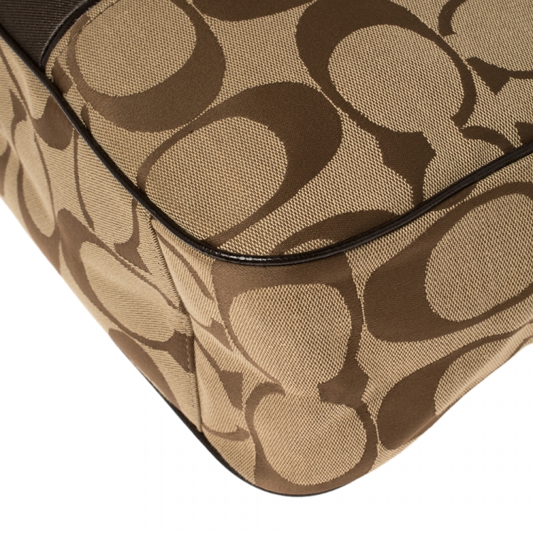 Pre Owned Coach Beige/Brown Signature Canvas and Patent Leather Stripe Convertible Hobo 