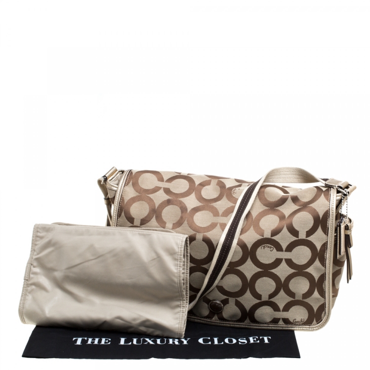 Pre Owned Coach Beige Signature Canvas Diaper Messenger Bag