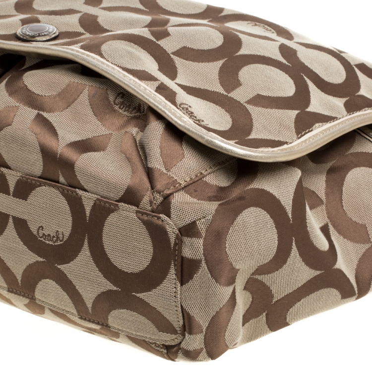 Pre Owned Coach Beige Signature Canvas Diaper Messenger Bag