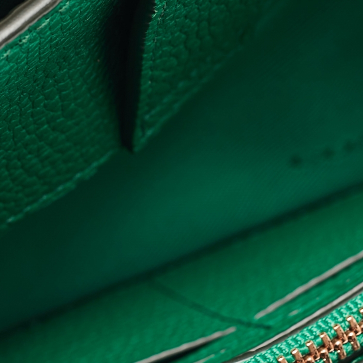 Pre Owned Coach Green Leather Noa Pop Up Wallet on Chain