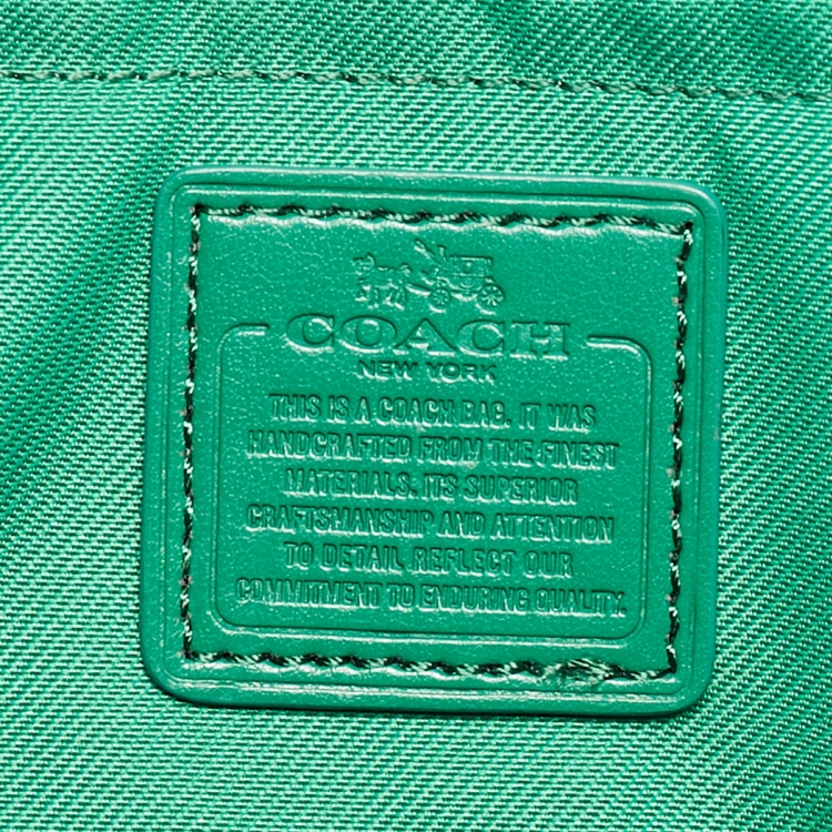 Pre Owned Coach Green Leather Noa Pop Up Wallet on Chain