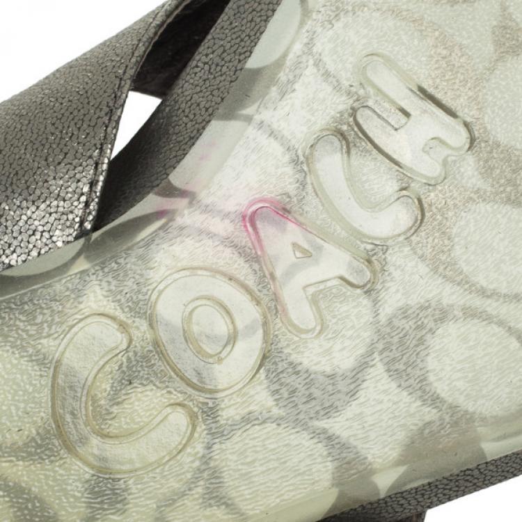 Pre Owned Coach Silver Metallic Skye Flower Thong Sandals Size 36.5