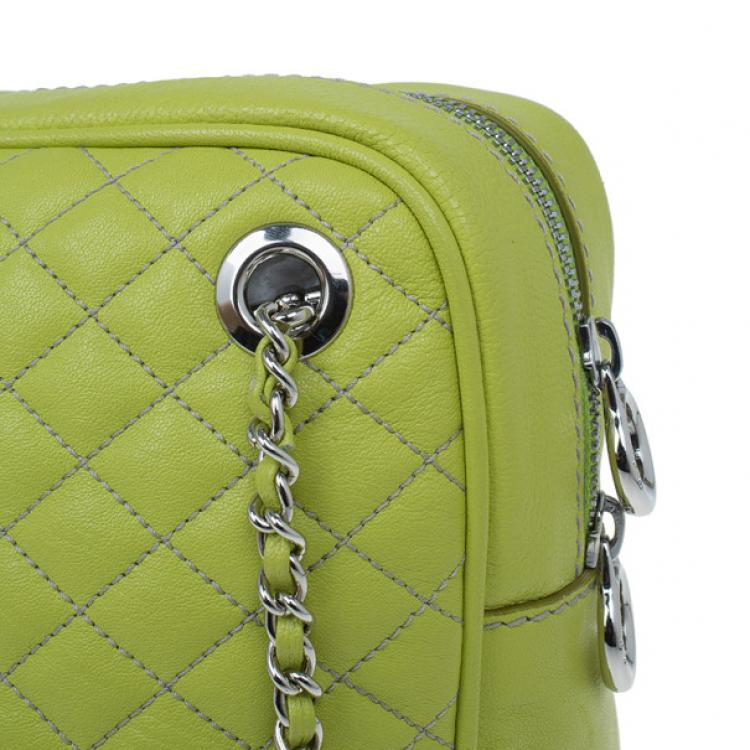 Pre Owned D&G Green Leather Quilted Lily Glam Zip Top Shoulder Bag