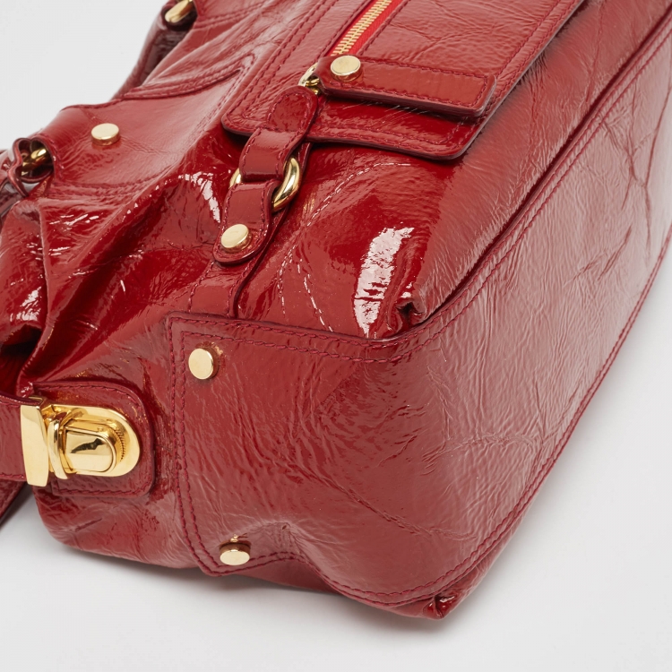 مملوكة مسبقًا D&G Red Patent Leather Front Pocket Satchel